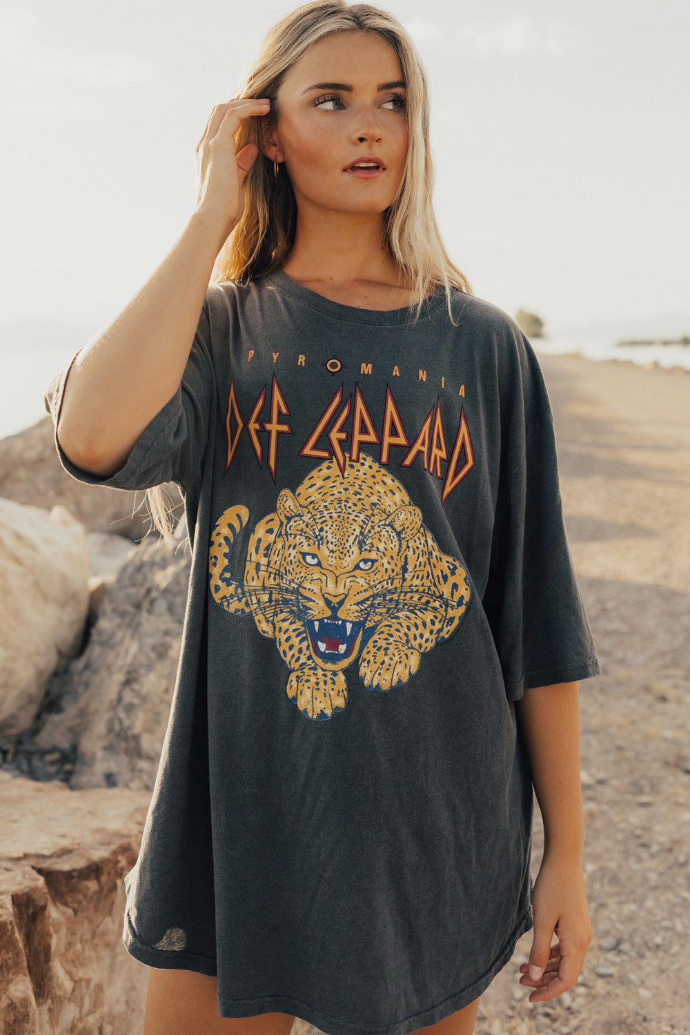 Def Leppard Oversized Band Tee